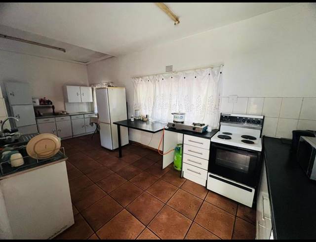 4 BEDROOM HOUSE FOR SALE IN LAUDIUM